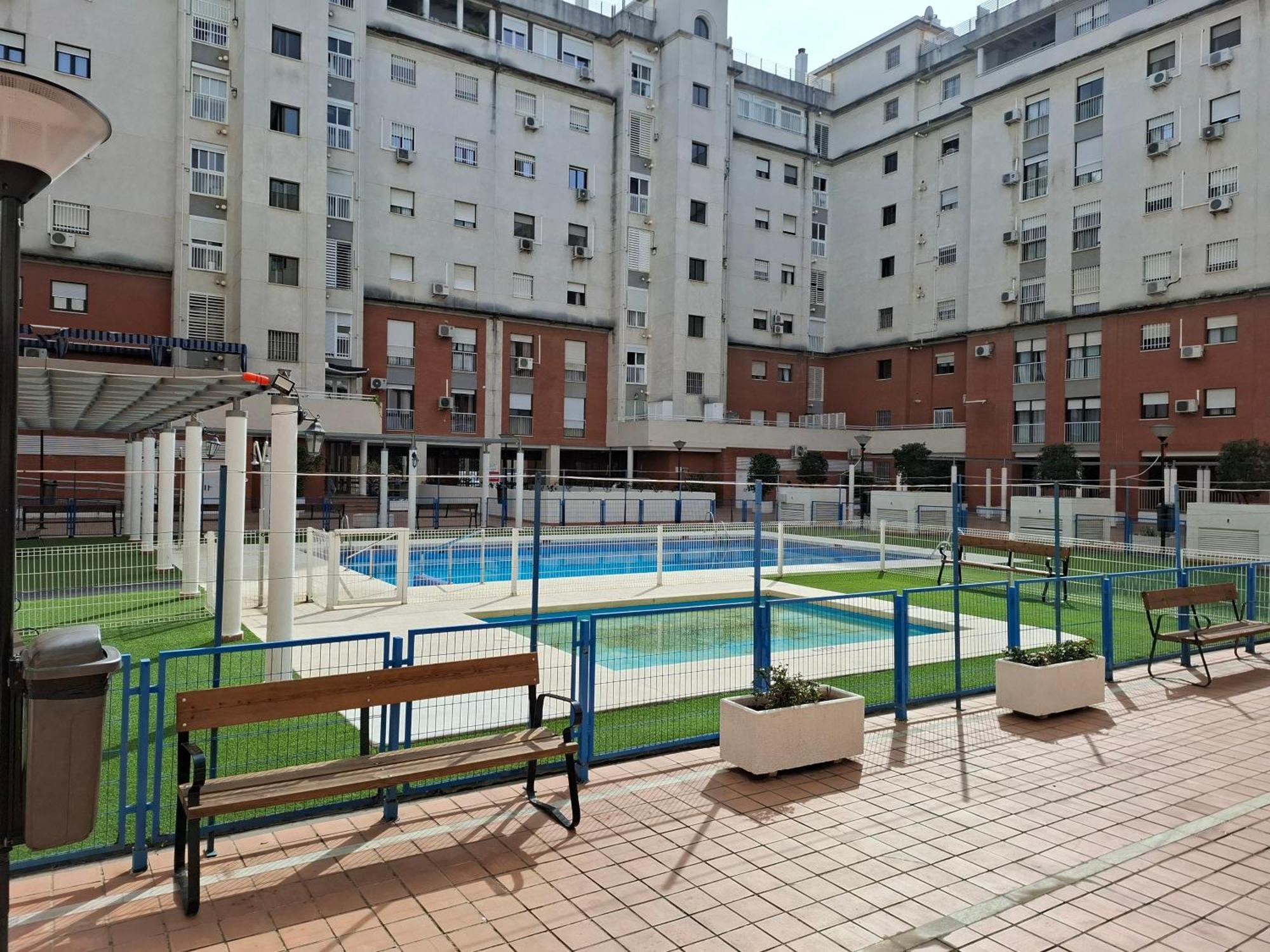 Habitacion Particular Con Bano Privado 塞维利亚 外观 照片